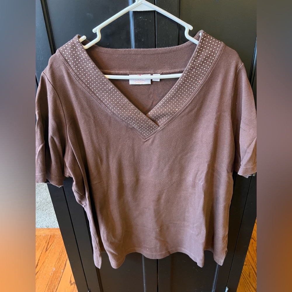 Short sleeve top